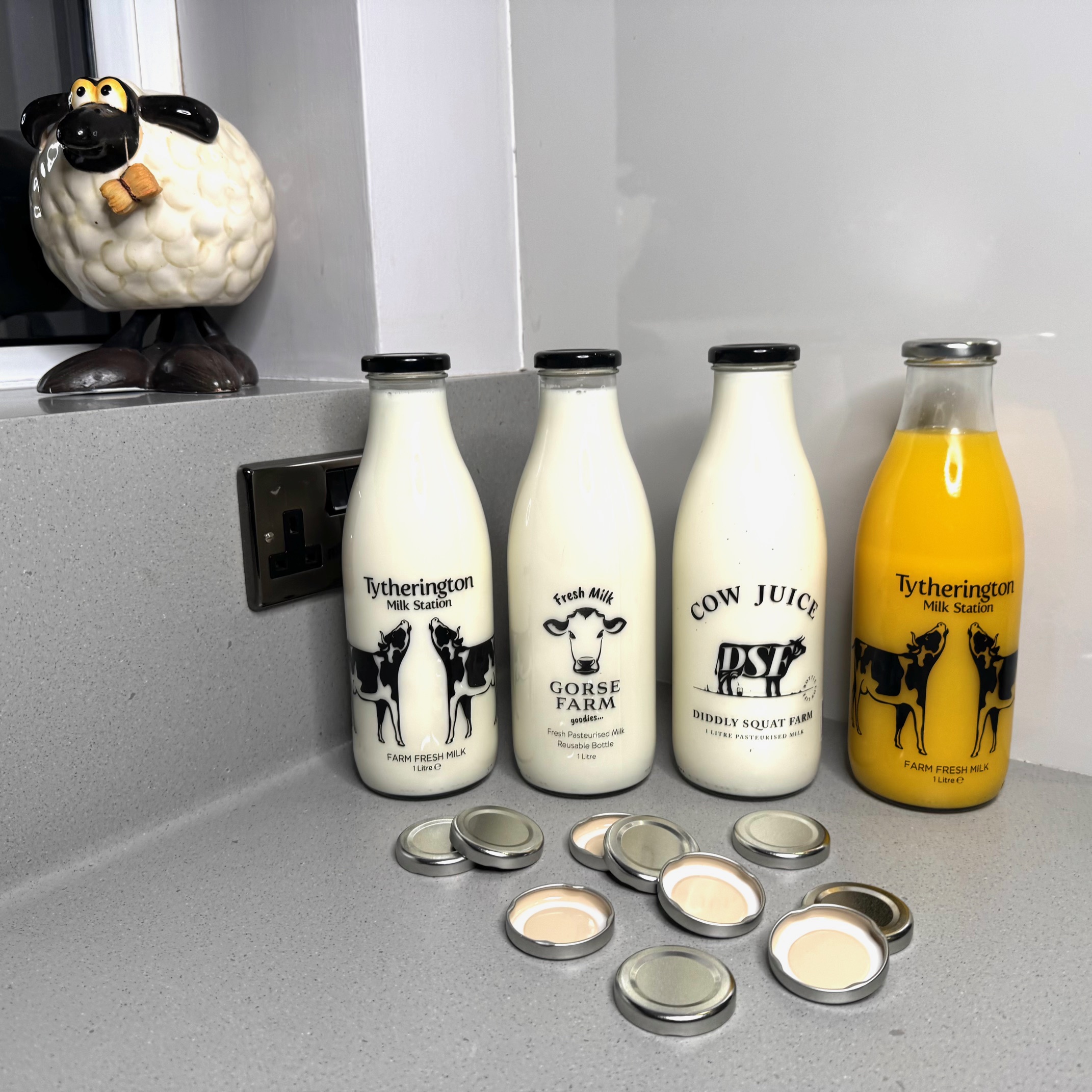 Replacement Screw Tops for 1L Farm Milk Bottles – Pack of 10 - Image 6