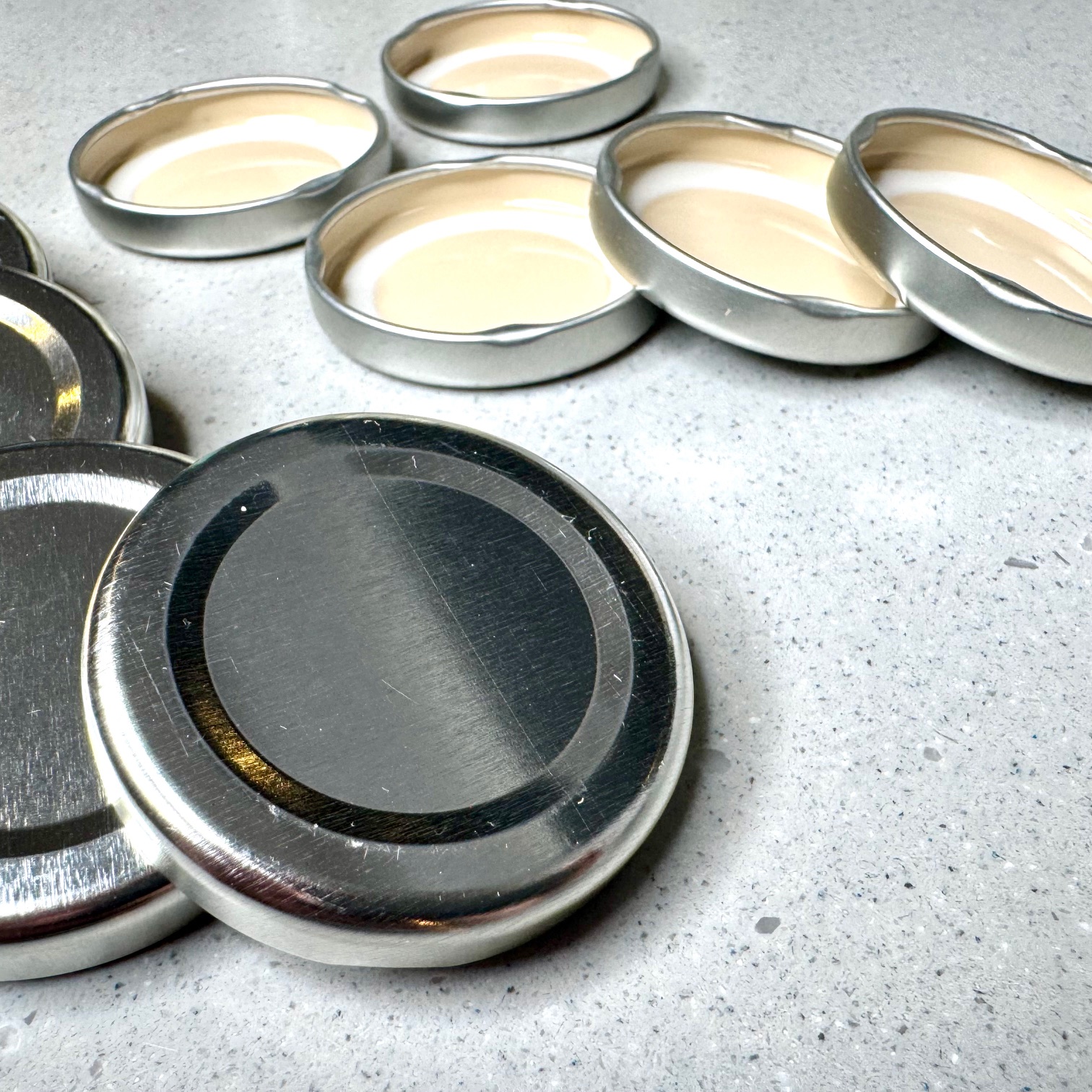 Replacement Screw Tops for 1L Farm Milk Bottles – Pack of 10 - Image 3