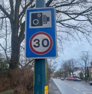 30mph Speed Camera Sign – Reflective Aluminium, Post Mounted, Full Size Road Sign (1)