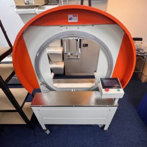 Parcel wrapping machine